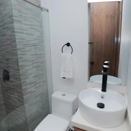 Estudio-laguito Familiar Cartagena